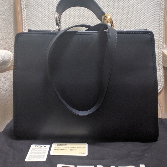 FENDI Runaway Leather Top Handle Satchel Bag Purse - Picture 4 of 8